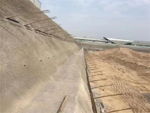 刚察河道边坡加固